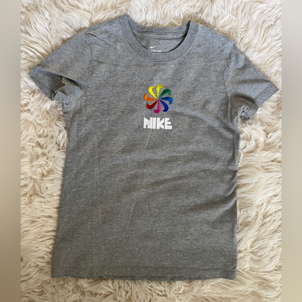 Nike Be True Tee